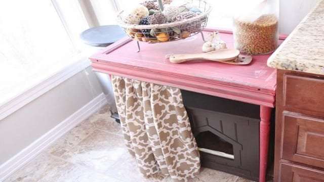 7 Absolutely ‘Purrfect’ DIY Solutions to Hide the Litter Box!